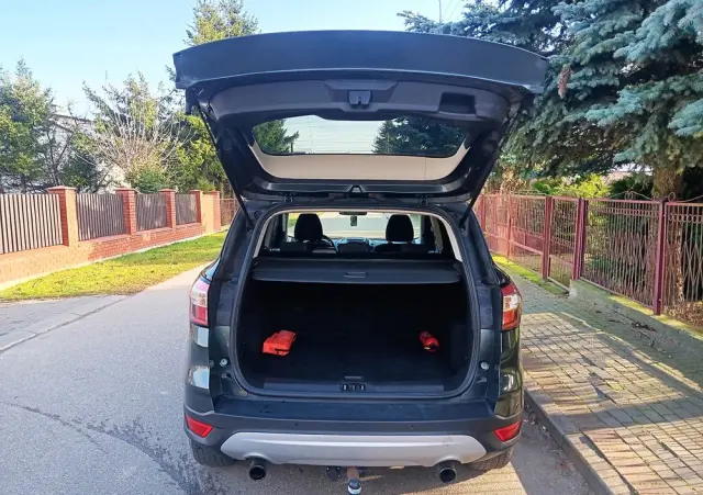 FORD Kuga 1.5 EcoBoost 2x4 Titanium