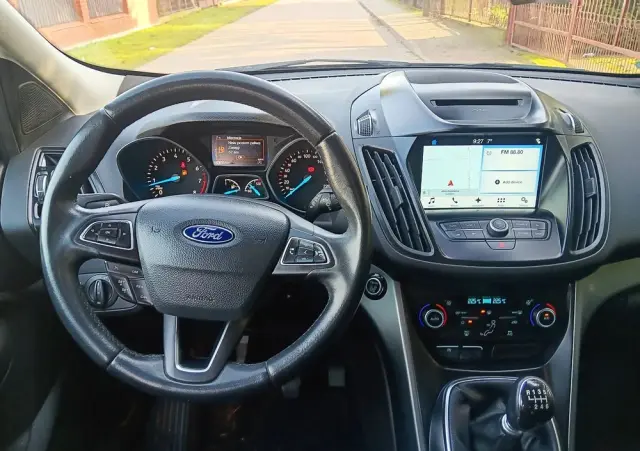 FORD Kuga 1.5 EcoBoost 2x4 Titanium