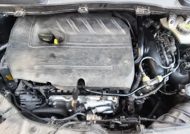 FORD Kuga 1.5 EcoBoost 2x4 Titanium