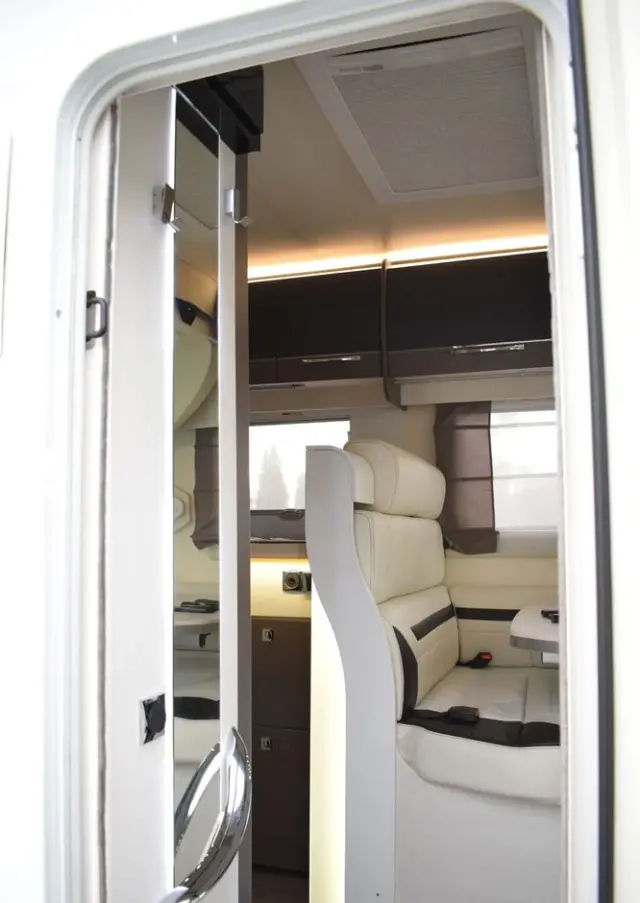 CHALLENGER Sirius 3098XLB 