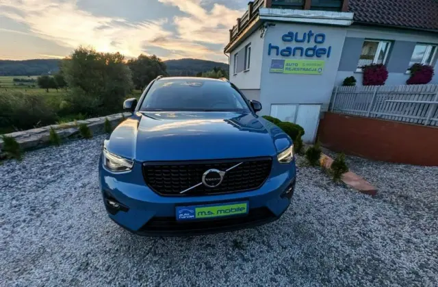 VOLVO Xc 40 
