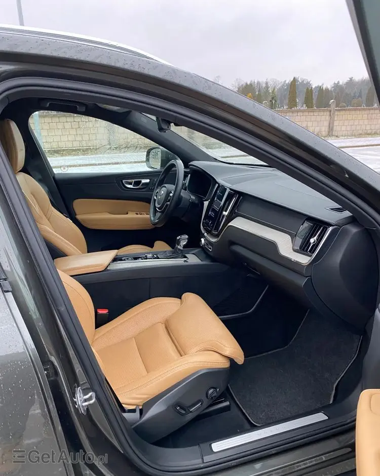 VOLVO XC 60 T6 AWD Geartronic Inscription