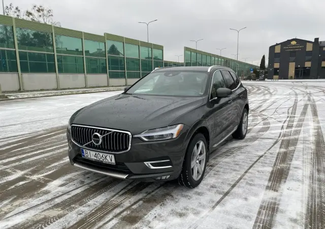 VOLVO XC 60 T6 AWD Geartronic Inscription