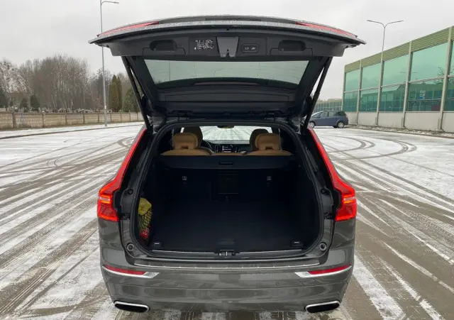 VOLVO XC 60 T6 AWD Geartronic Inscription