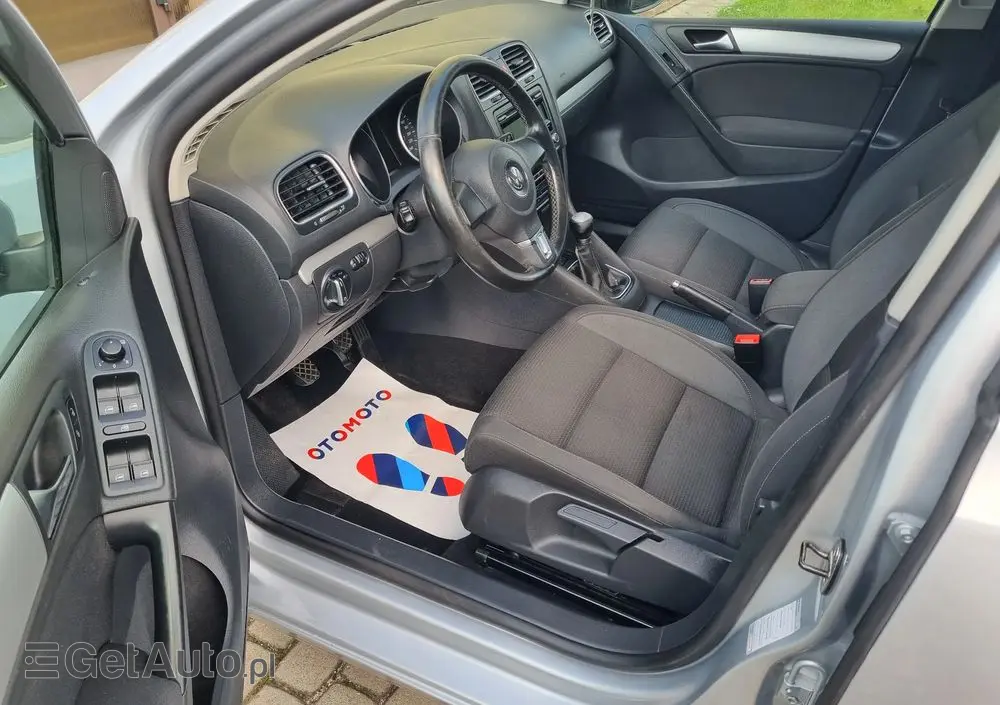 VOLKSWAGEN Golf 1.6 TDI DPF Comfortline