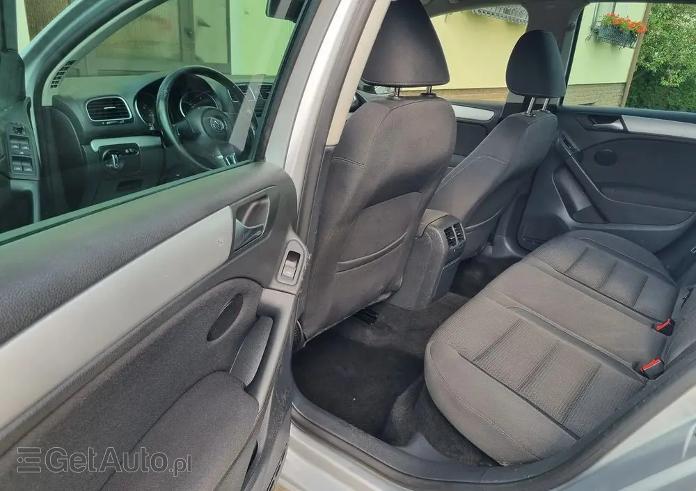 VOLKSWAGEN Golf 1.6 TDI DPF Comfortline