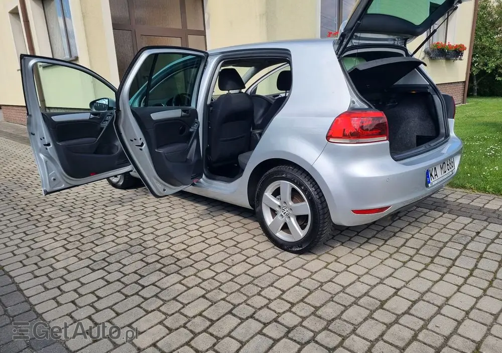 VOLKSWAGEN Golf 1.6 TDI DPF Comfortline