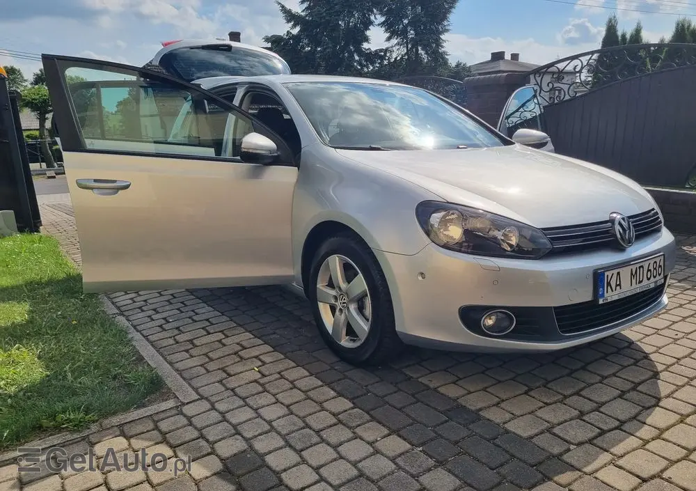 VOLKSWAGEN Golf 1.6 TDI DPF Comfortline