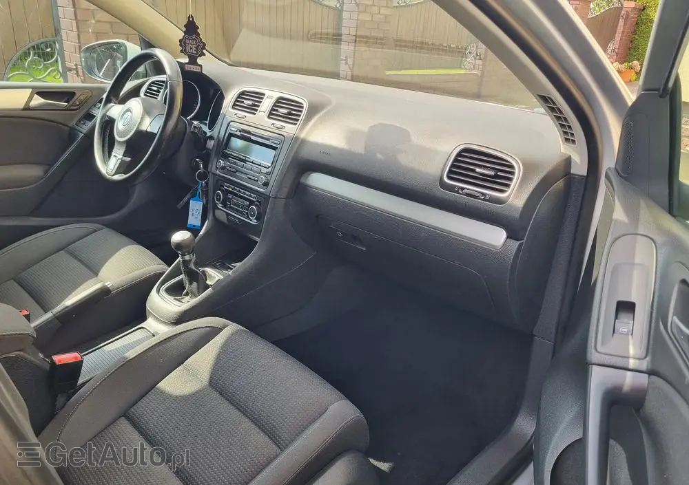 VOLKSWAGEN Golf 1.6 TDI DPF Comfortline