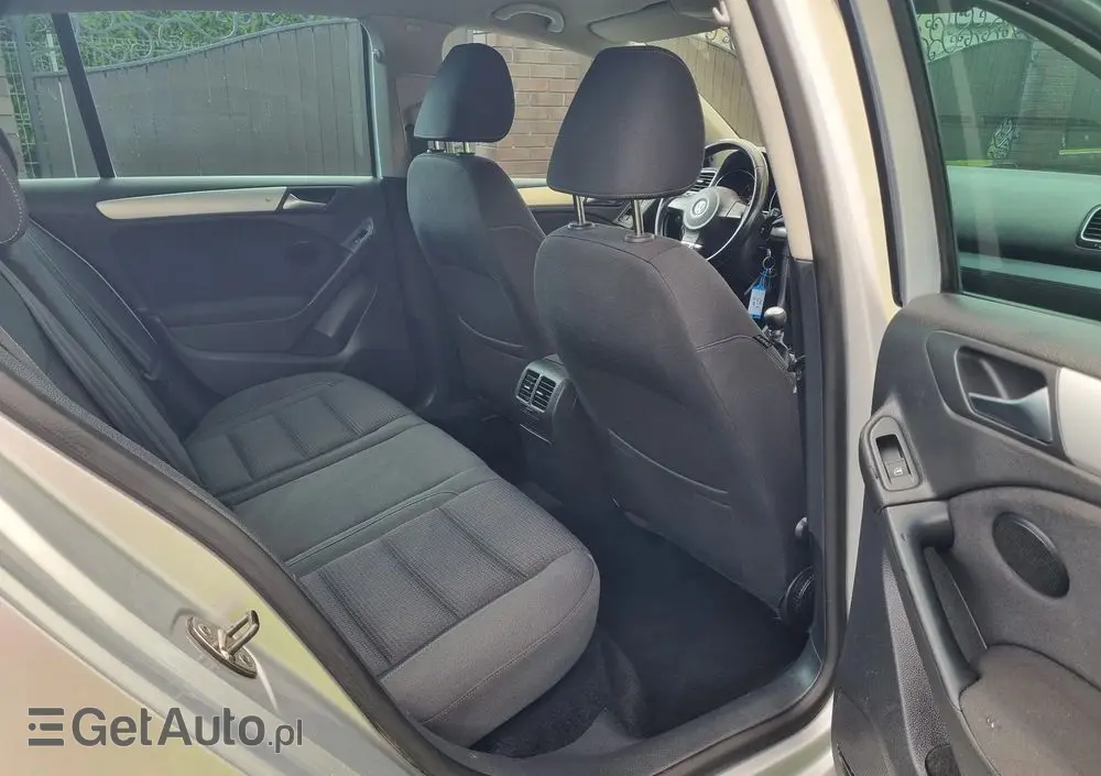 VOLKSWAGEN Golf 1.6 TDI DPF Comfortline