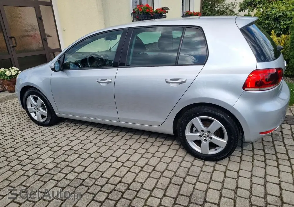 VOLKSWAGEN Golf 1.6 TDI DPF Comfortline