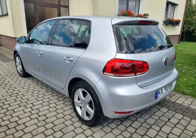 VOLKSWAGEN Golf 1.6 TDI DPF Comfortline