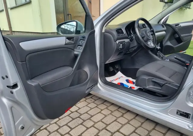 VOLKSWAGEN Golf 1.6 TDI DPF Comfortline