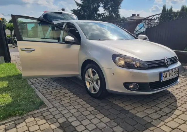 VOLKSWAGEN Golf 1.6 TDI DPF Comfortline