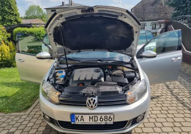 VOLKSWAGEN Golf 1.6 TDI DPF Comfortline