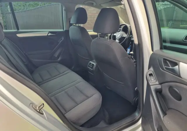VOLKSWAGEN Golf 1.6 TDI DPF Comfortline