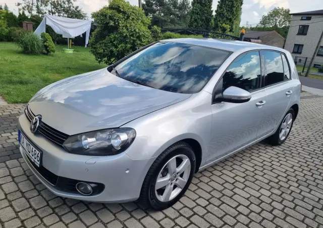 VOLKSWAGEN Golf 1.6 TDI DPF Comfortline