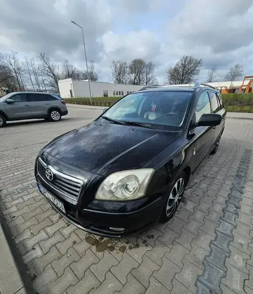 TOYOTA Avensis 