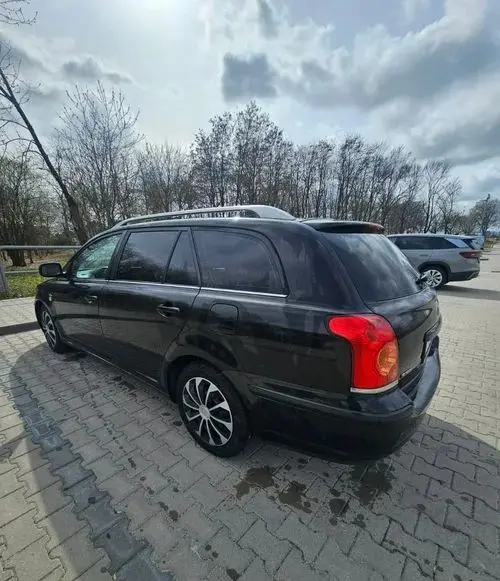 TOYOTA Avensis 