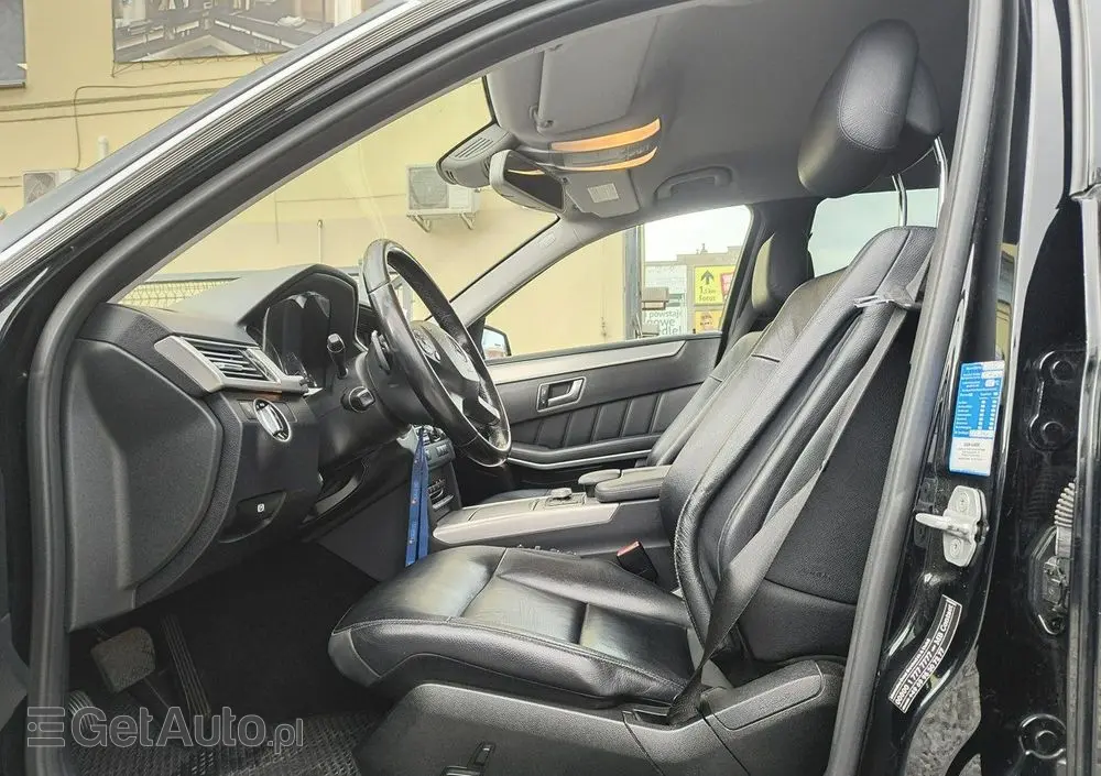 MERCEDES-BENZ Klasa E 350 CDI BlueEff Avantgarde
