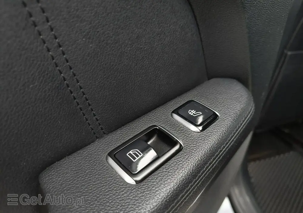 MERCEDES-BENZ Klasa E 350 CDI BlueEff Avantgarde