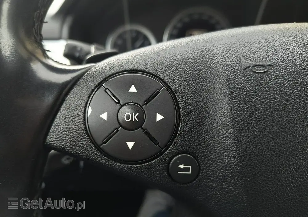 MERCEDES-BENZ Klasa E 350 CDI BlueEff Avantgarde