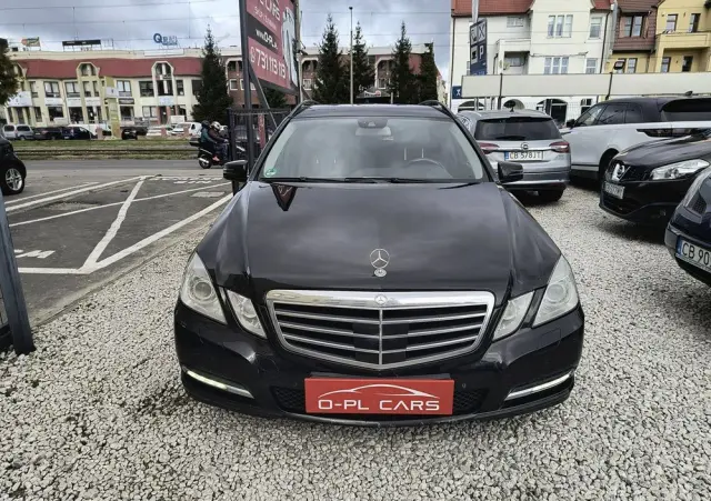 MERCEDES-BENZ Klasa E 350 CDI BlueEff Avantgarde