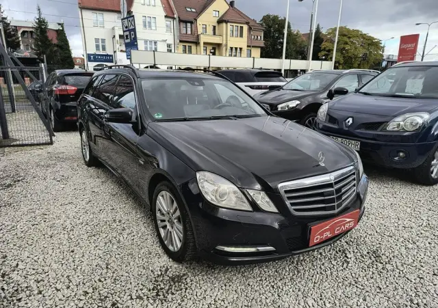 MERCEDES-BENZ Klasa E 350 CDI BlueEff Avantgarde