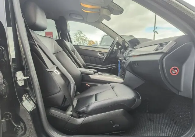 MERCEDES-BENZ Klasa E 350 CDI BlueEff Avantgarde