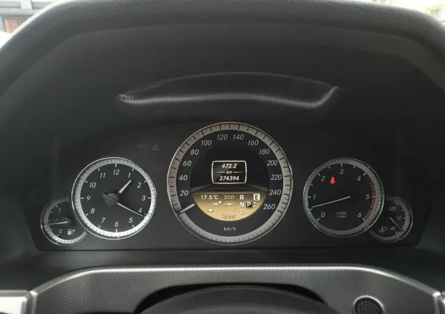 MERCEDES-BENZ Klasa E 350 CDI BlueEff Avantgarde