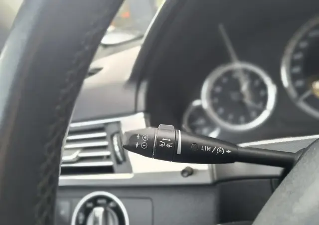 MERCEDES-BENZ Klasa E 350 CDI BlueEff Avantgarde