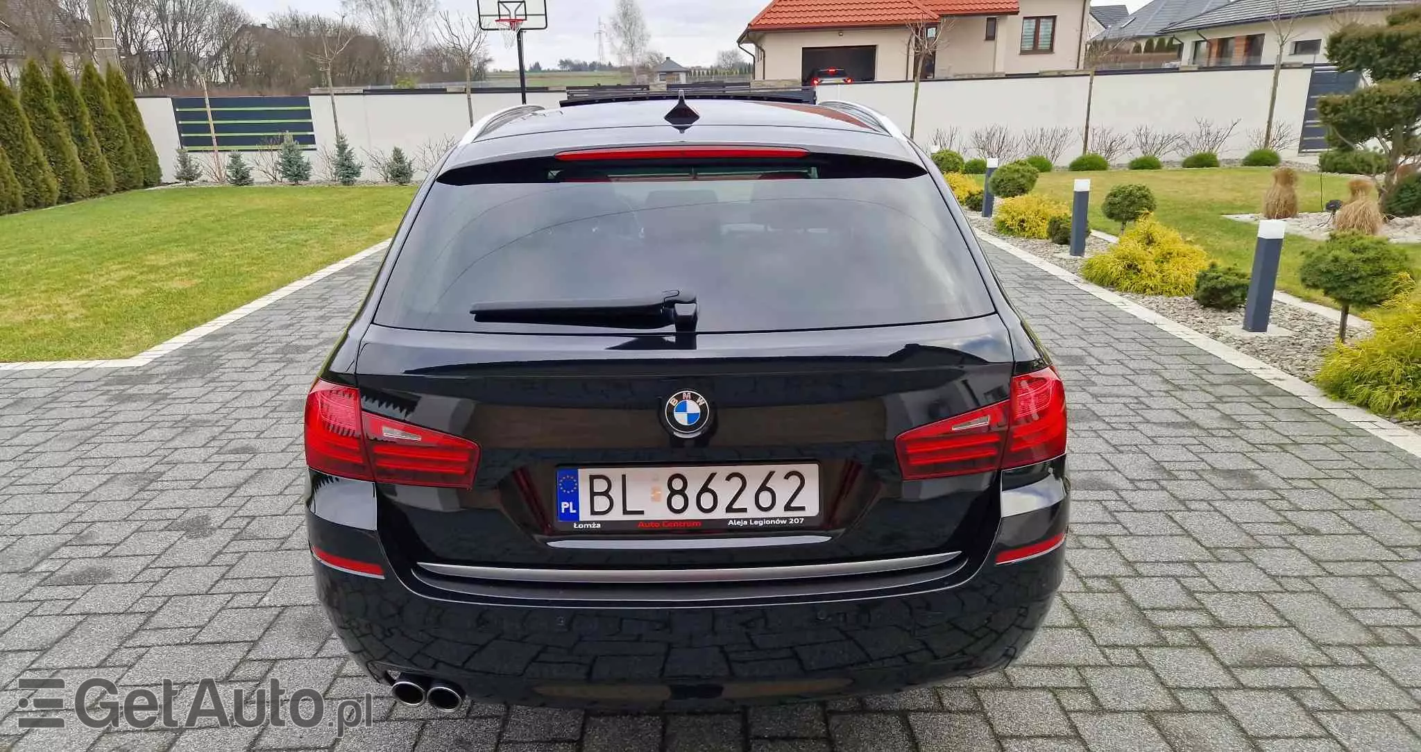 BMW Seria 5 525d xDrive Touring Sport-Aut Luxury Line