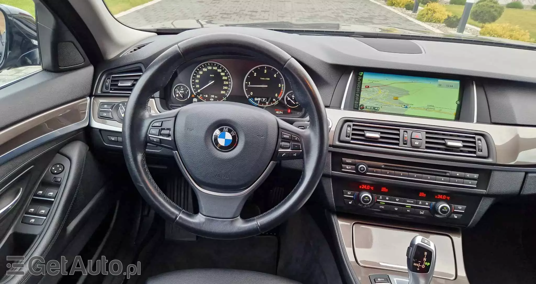 BMW Seria 5 525d xDrive Touring Sport-Aut Luxury Line