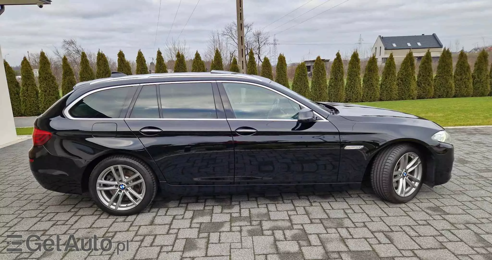 BMW Seria 5 525d xDrive Touring Sport-Aut Luxury Line