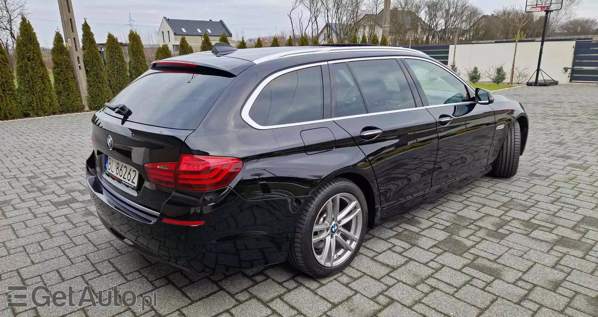 BMW Seria 5 525d xDrive Touring Sport-Aut Luxury Line