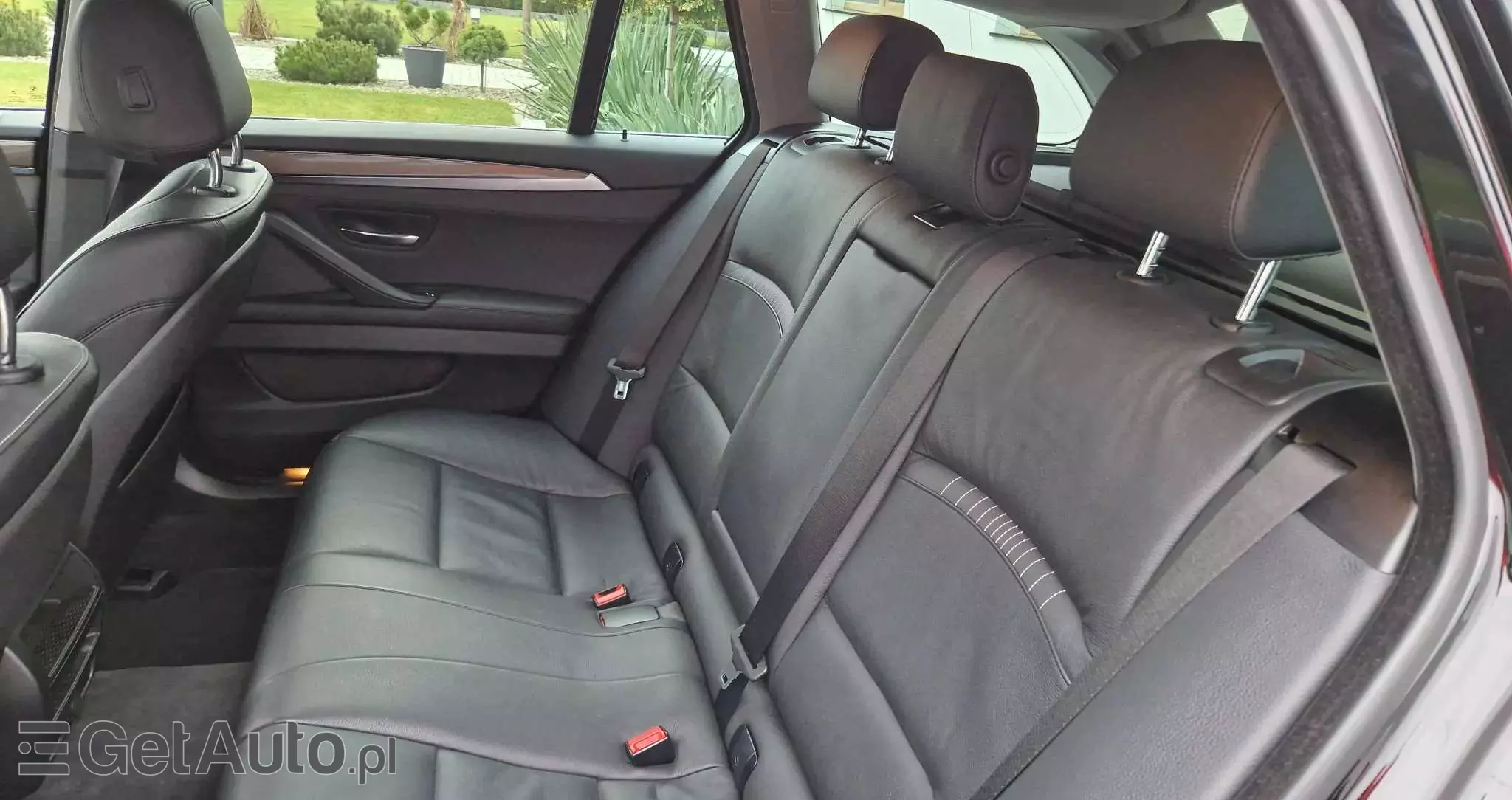 BMW Seria 5 525d xDrive Touring Sport-Aut Luxury Line