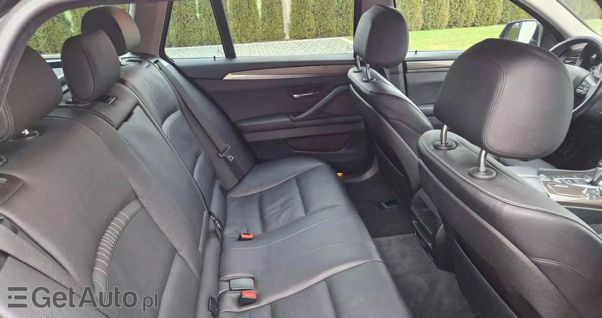 BMW Seria 5 525d xDrive Touring Sport-Aut Luxury Line