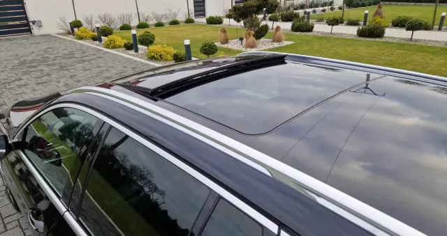 BMW Seria 5 525d xDrive Touring Sport-Aut Luxury Line