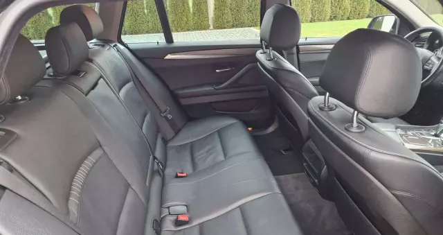 BMW Seria 5 525d xDrive Touring Sport-Aut Luxury Line