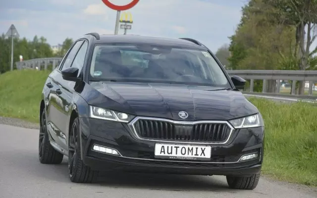 SKODA Octavia 2.0 TDI DSG First Edition