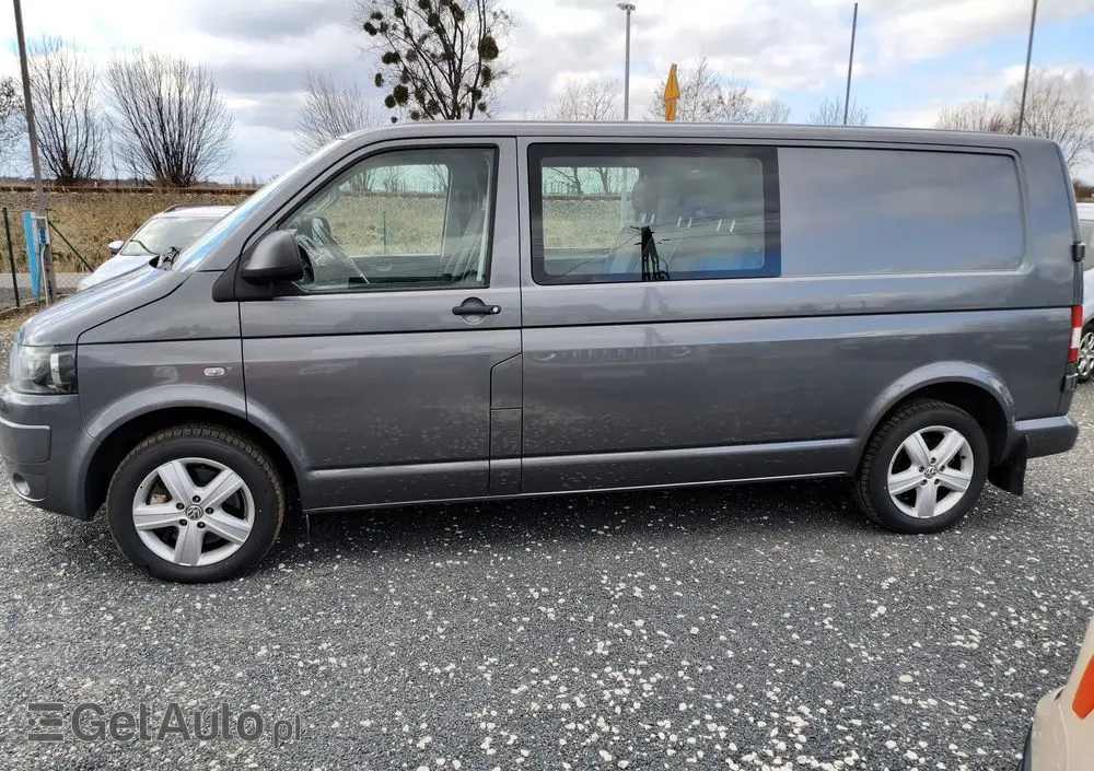 VOLKSWAGEN Transporter 