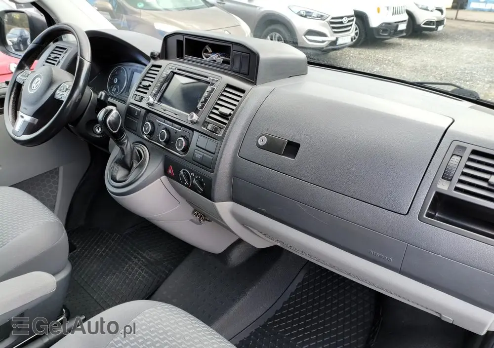 VOLKSWAGEN Transporter 