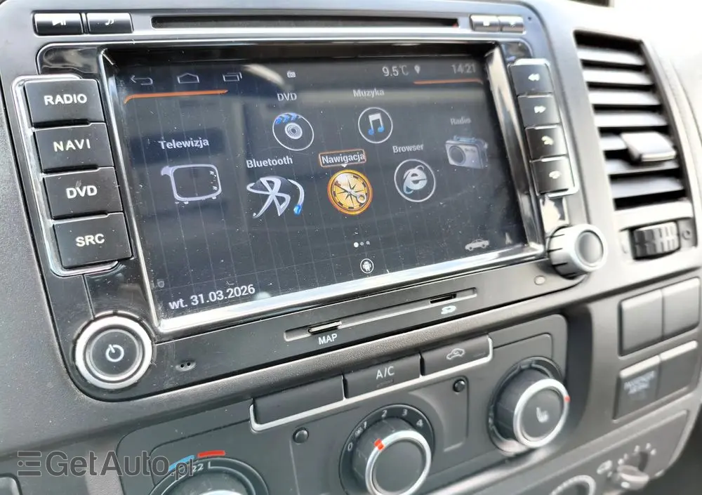 VOLKSWAGEN Transporter 