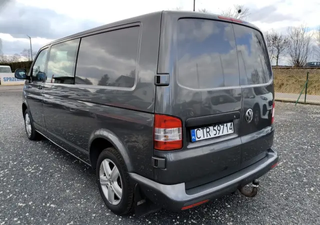 VOLKSWAGEN Transporter 