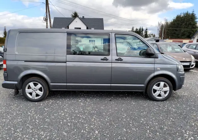 VOLKSWAGEN Transporter 