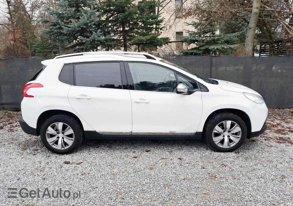 PEUGEOT 2008 BlueHDi 100 STOP & START Allure