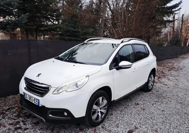 PEUGEOT 2008 BlueHDi 100 STOP & START Allure
