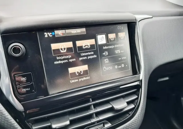 PEUGEOT 2008 BlueHDi 100 STOP & START Allure