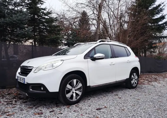 PEUGEOT 2008 BlueHDi 100 STOP & START Allure