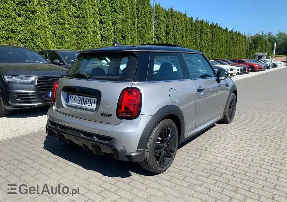 MINI Cooper John Works Trim